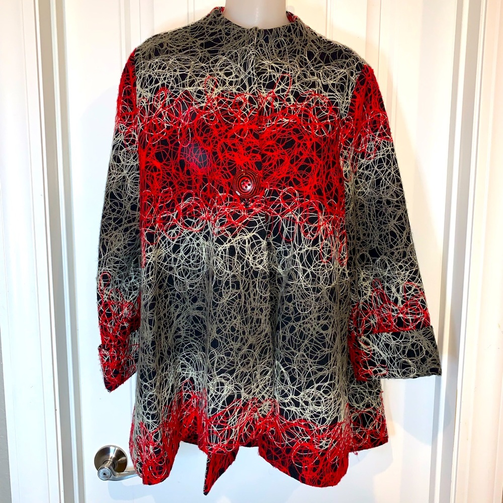 Gorgeous Jacket With Red Button Closure - image 1